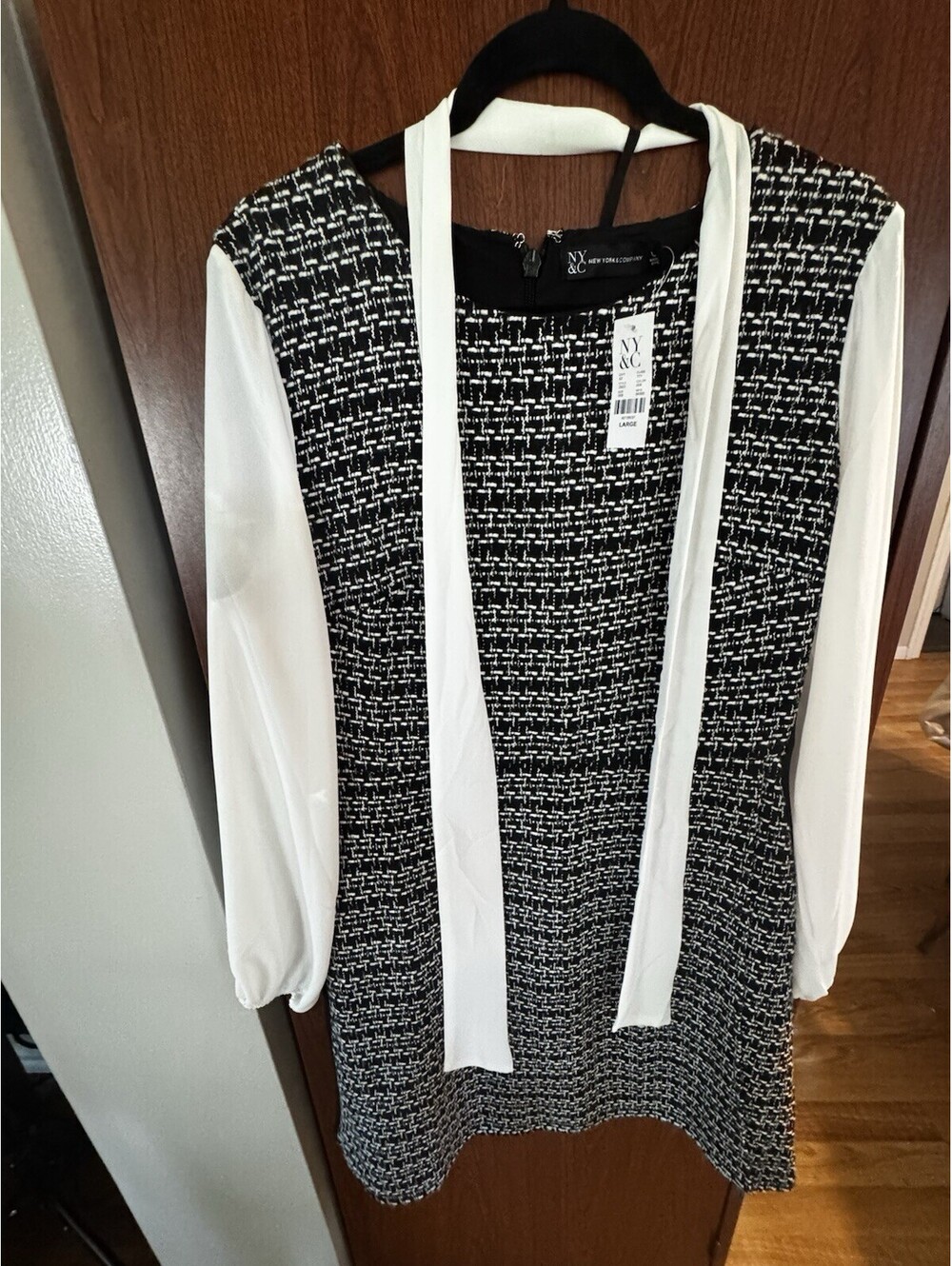 NY&C New York & Company Tweed Dress Womens Lg NWT Black White Bow Scarf Pockets